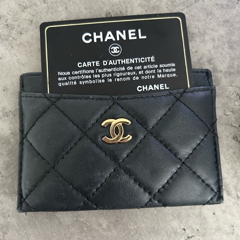 AUTHENTIC Chanel card wallet - never used